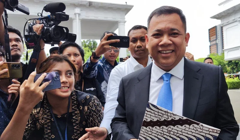 Haji Isam Andi Syamsuddin Arsyad Jhonlin Group Tambah Saham BYAN Bayan Resources
